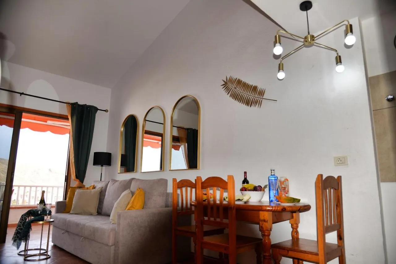 Panorama Old City Ocean View Apartment
