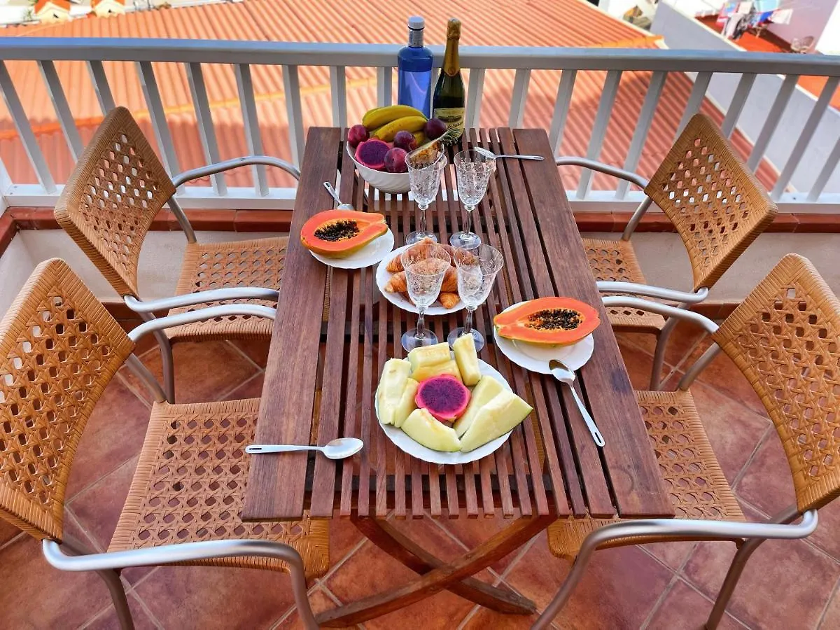 Panorama Old City Ocean View Apartment  لوس كريستيانوس